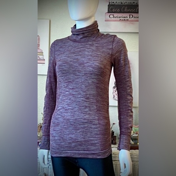 Lululemon wooly wonder turtleneck top long sleeves in dark adobe color size 6 - Picture 1 of 9